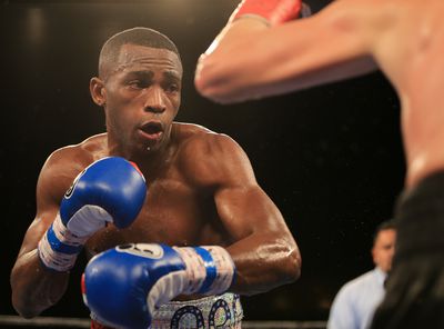 Erislandy Lara v Yuri Foreman